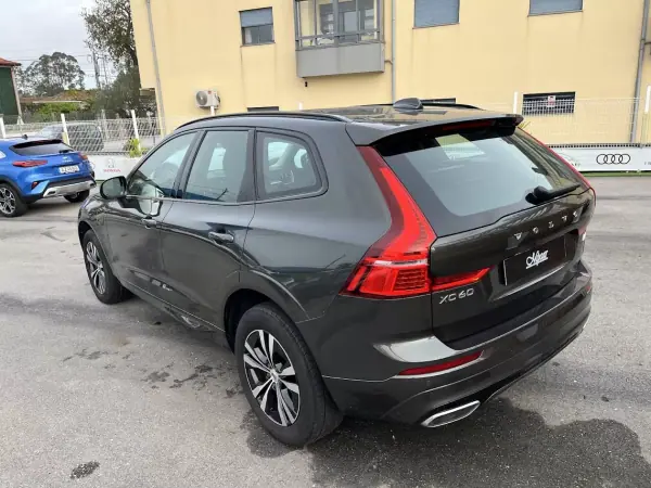 Volvo XC 60 2020 - 32750 EUR, 141000 km - AUTO.MOTO.pt - 141000km - foto 49 de 51