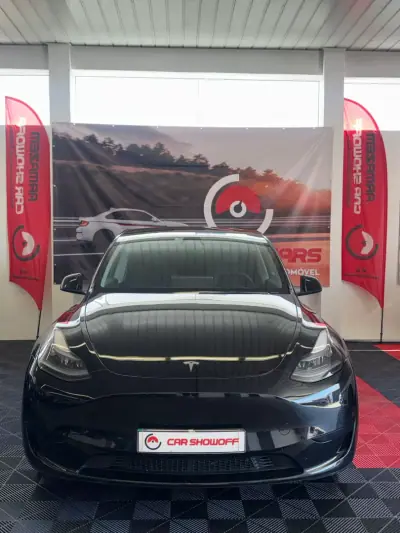 Tesla Model Y 2023 - 32900 EUR, 160000 km - 160000km - foto 2 de 9