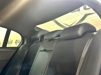 Jaguar XE 2017 - 16900 EUR, 230128 km - AUTO.MOTO.pt - 230128km - foto 15 de 28