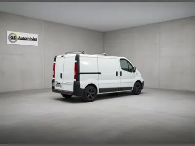 Opel 2007 - 6750 EUR, 290000 km - AUTO.MOTO.pt - 290000km - foto 2 de 4