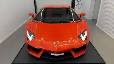 Lamborghini Aventador 2012 - 349900 EUR, 17929 km - AUTO.MOTO.pt - 17929km - foto 5 de 39