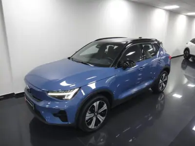 Volvo XC 40 2022 - 24999 EUR, 111000 km - AUTO.MOTO.pt - 111000km - foto 13 de 38