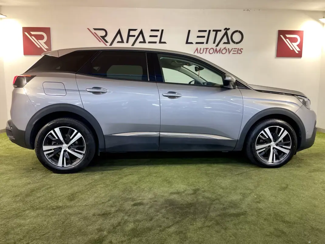 Peugeot 3008 2019 - 14950 EUR, 99000 km - 99000km - foto 5 de 34