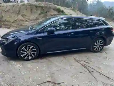 Toyota Corolla Touring Sports 2021 - 23500 EUR, 48000 km - 48000km - foto 10 de 10