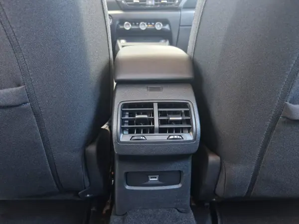Citroën C4 2024 - 28500 EUR, 13286 km - AUTO.MOTO.pt - 13286km - foto 23 de 24