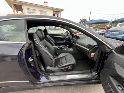 Mercedes-Benz E 250 2010 - 15950 EUR, 324000 km - AUTO.MOTO.pt - 324000km - foto 20 de 28