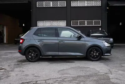 Skoda Fabia 2021 - 10999 EUR, 134000 km - AUTO.MOTO.pt - 134000km - foto 2 de 23