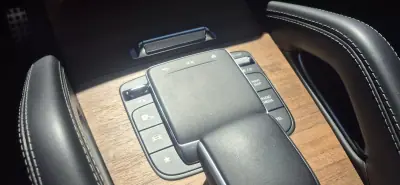 Mercedes-Benz GLE 53 AMG 2024 - 110000 EUR, 70000 km - 70000km - foto 35 de 52