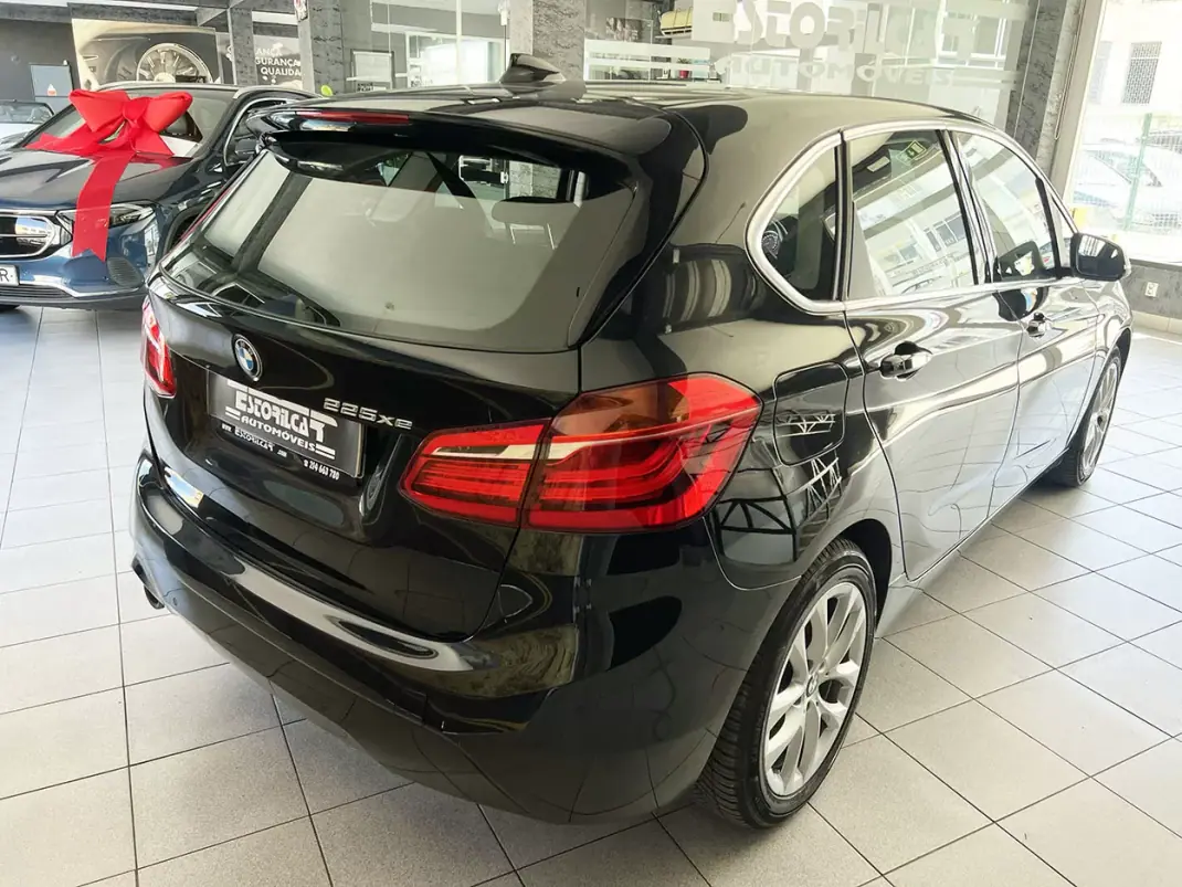 BMW 225xe Active Tourer 2021 - 21600 EUR, 67368 km - AUTO.MOTO.pt - 67368km - foto 4 de 25