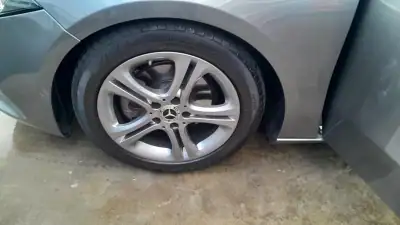 Mercedes-Benz A 180 2020 - 24500 EUR, 99999 km - AUTO.MOTO.pt - 99999km - foto 9 de 16