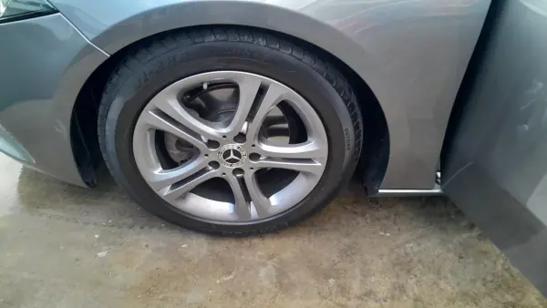 Mercedes-Benz A 180 2020 - 24500 EUR, 99999 km - AUTO.MOTO.pt - 99999km - foto 9 de 16