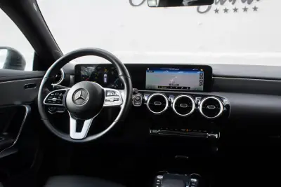 Mercedes-Benz CLA 180 2022 - 23990 EUR, 198000 km - AUTO.MOTO.pt - 198000km - foto 26 de 34