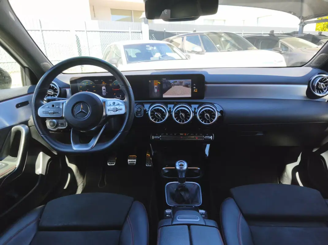 Mercedes-Benz A 180 2020 - 27500 EUR, 124000 km - AUTO.MOTO.pt - 124000km - foto 12 de 18