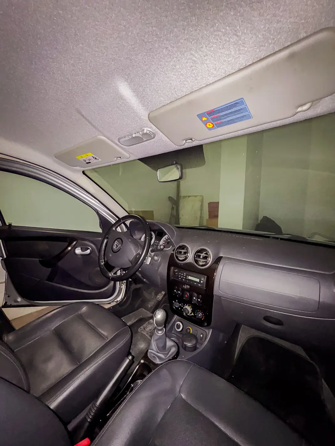Dacia Duster 2011 - 11000 EUR, 68000 km - AUTO.MOTO.pt - 68000km - foto 6 de 27