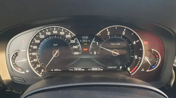 BMW 520 Gran Turismo 2018 - 26950 EUR, 108000 km - 108000km - foto 6 de 11