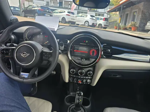 MINI John Cooper Works 2021 - 37000 EUR, 31000 km - AUTO.MOTO.pt - 31000km - foto 3 de 6