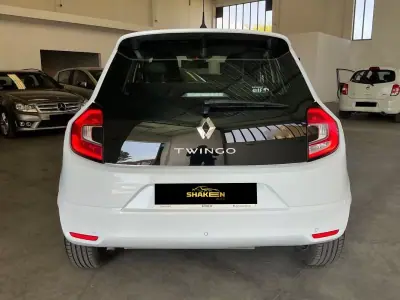 Renault Twingo 2019 - 10690 EUR, 38142 km - 38142km - foto 6 de 13