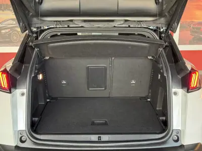 Peugeot 3008 2021 - 27990 EUR, 73877 km - AUTO.MOTO.pt - 73877km - foto 12 de 23