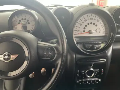 MINI Paceman 2013 - 12950 EUR, 196320 km - AUTO.MOTO.pt - 196320km - foto 6 de 9