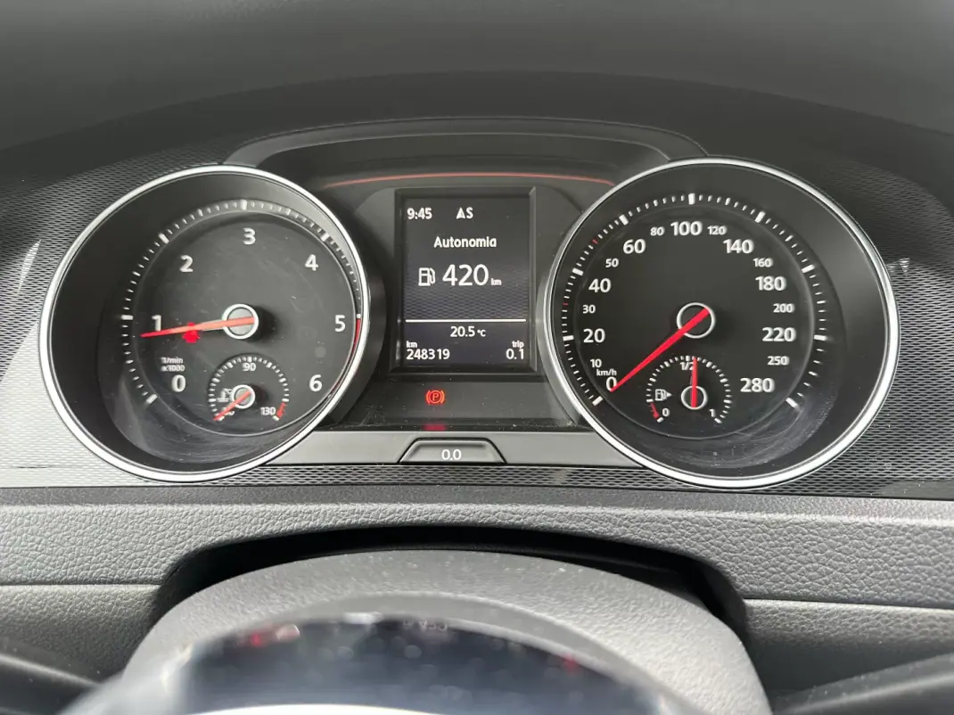 Volkswagen Golf 2014 - 15000 EUR, 240000 km - 240000km - foto 56 de 83