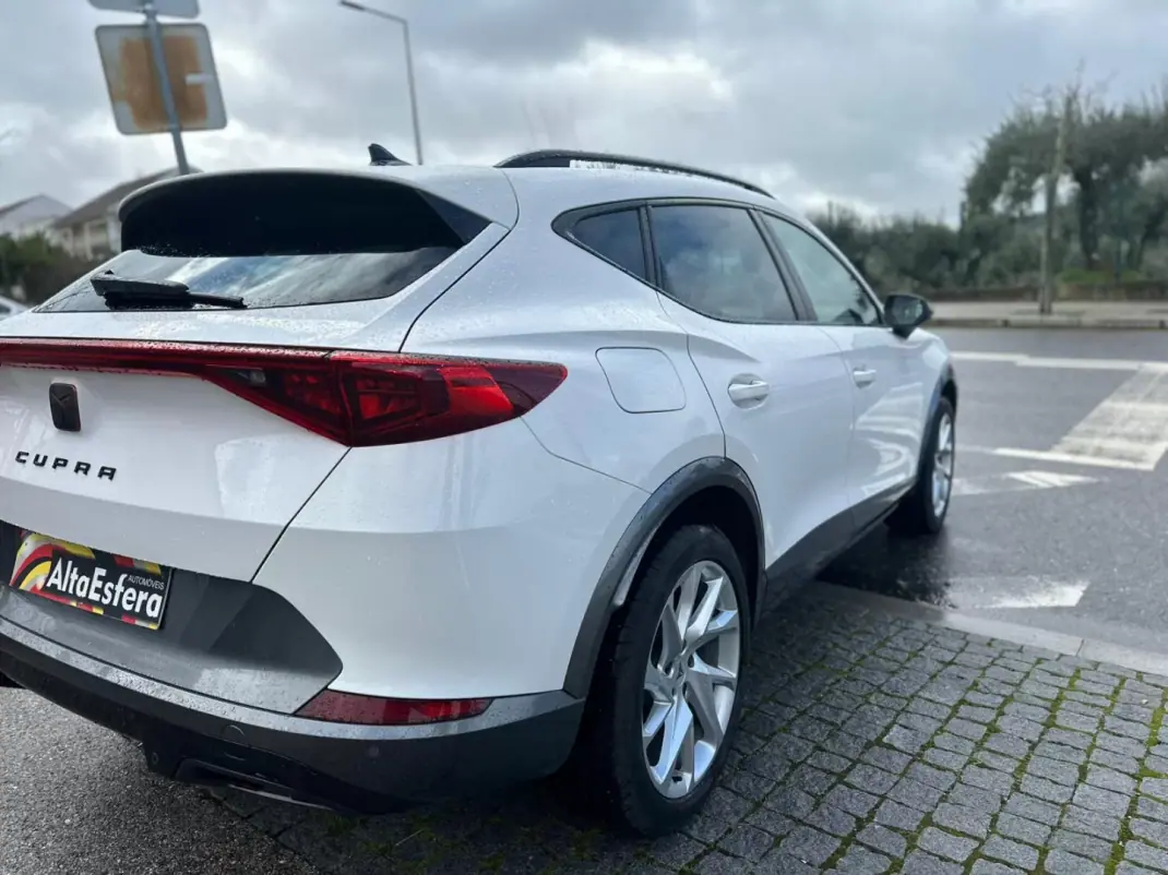 Cupra Formentor 2022 - 28900 EUR, 113061 km - AUTO.MOTO.pt - 113061km - foto 8 de 26