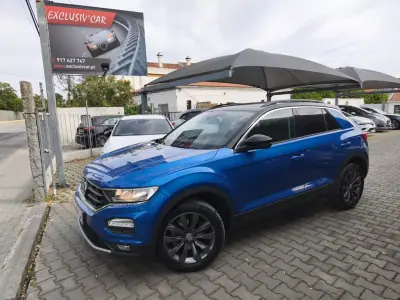Volkswagen T-Roc 2019 - 15900 EUR, 130000 km - AUTO.MOTO.pt - 130000km - foto 3 de 14