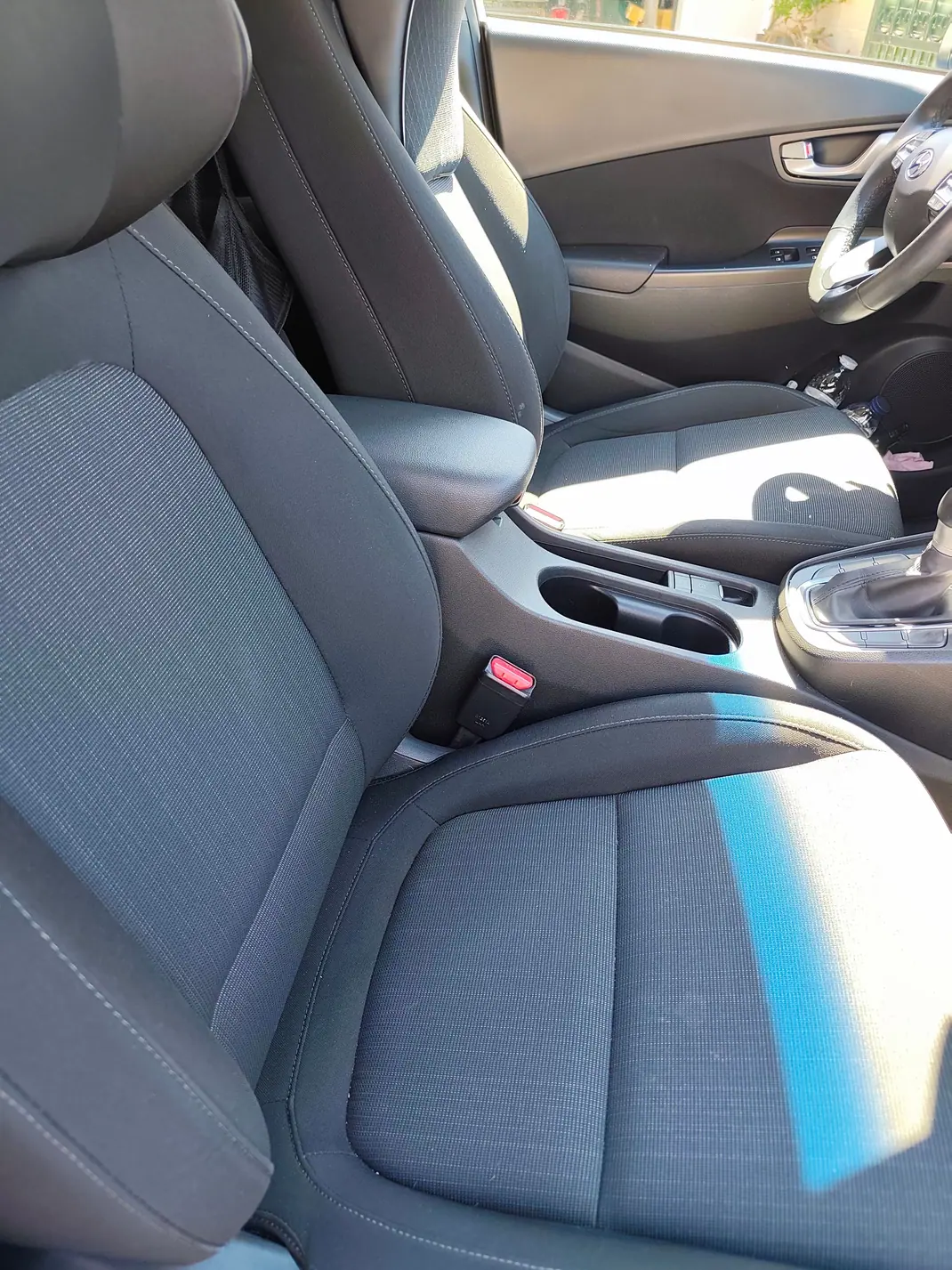 Hyundai Kauai 2022 - 22500 EUR, 40000 km - 40000km - foto 6 de 6