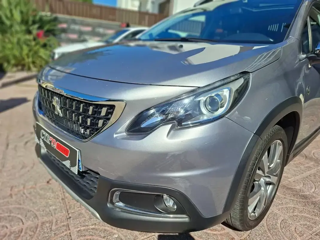 Peugeot 2008 2017 - 10000 EUR, 178323 km - 178323km - foto 12 de 37