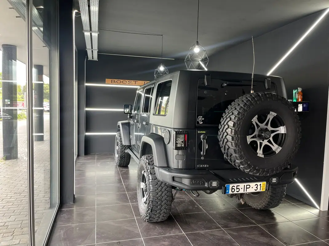 Jeep Wrangler Unlimited 2010 - 48500 EUR, 91300 km - AUTO.MOTO.pt - 91300km - foto 12 de 12