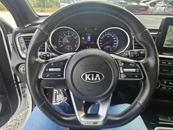 Kia ProCeed 2020 - 17400 EUR, 119400 km - AUTO.MOTO.pt - 119400km - foto 16 de 69