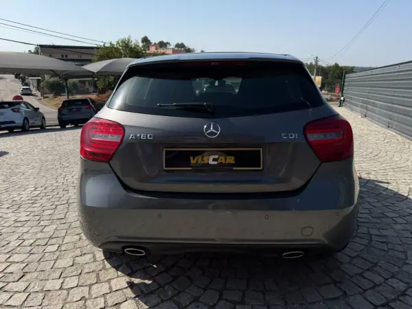 Mercedes-Benz A 180 2014 - 16500 EUR, 149990 km - 149990km - foto 6 de 34