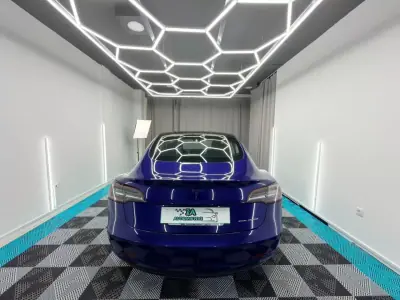 Tesla Model 3 2019 — foto 5 de 15