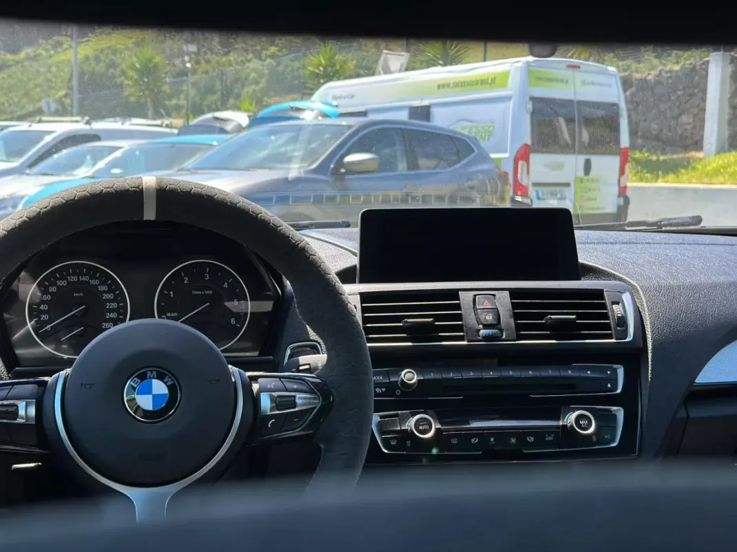 BMW 120 2015 - 20990 EUR, 162239 km - 162239km - foto 19 de 20