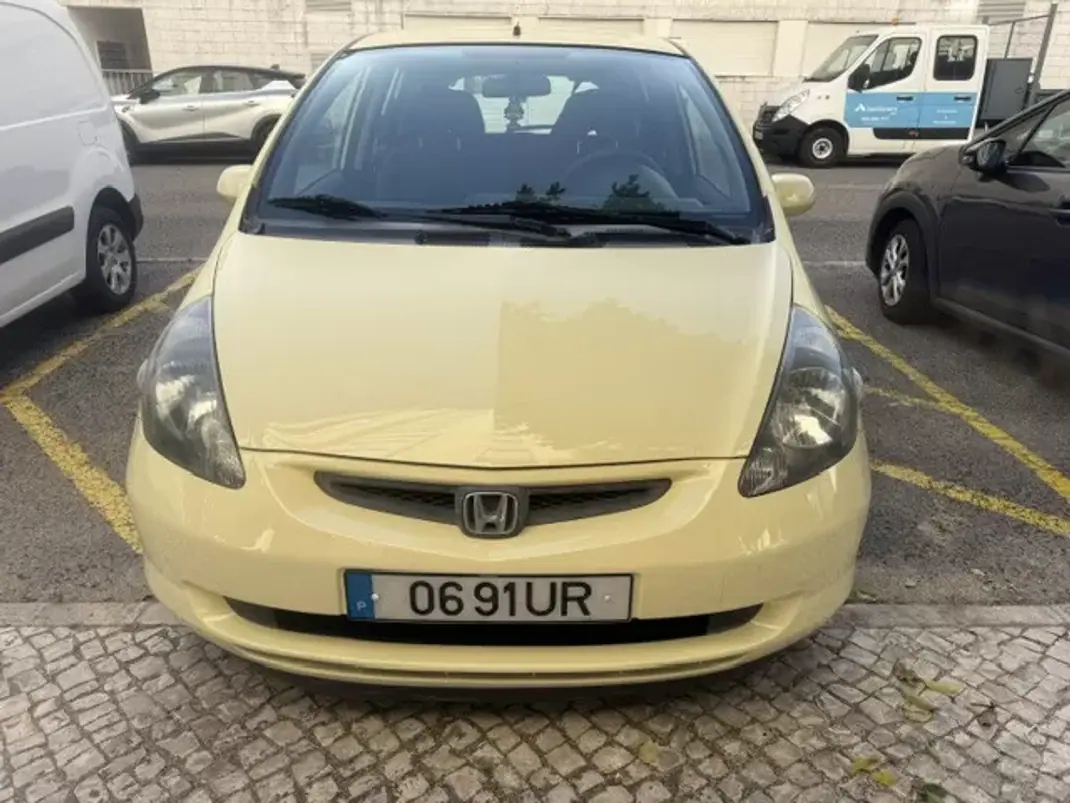 Honda Jazz 2003 - 3900 EUR, 176000 km - 176000km - foto 8 de 26