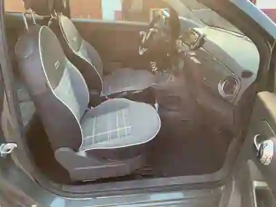 Fiat 500 2017 - 7950 EUR, 128350 km - AUTO.MOTO.pt - 128350km - foto 8 de 13
