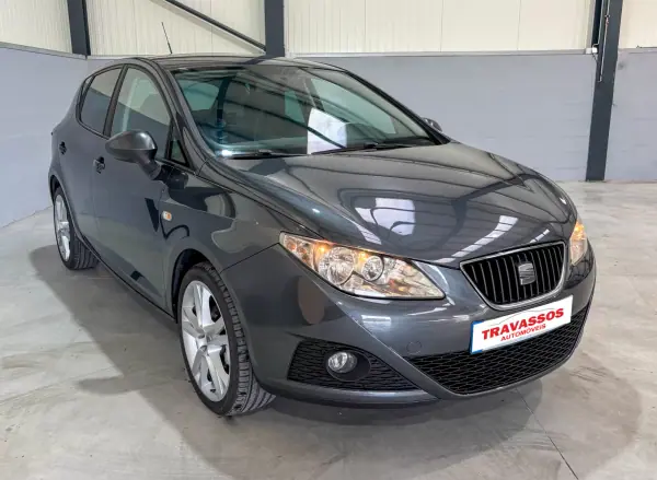 SEAT Ibiza 2009 - 10500 EUR, 94835 km - AUTO.MOTO.pt - 94835km - foto 2 de 10