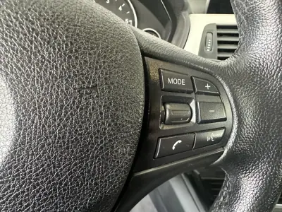 BMW 318 2016 - 17890 EUR, 141000 km - 141000km - foto 16 de 30