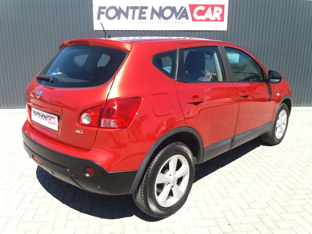 Nissan Qashqai 2008 - 9950 EUR, 181159 km - AUTO.MOTO.pt - 181159km - foto 5 de 25