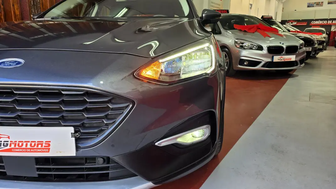 Ford Focus 2020 - 15990 EUR, 90544 km - AUTO.MOTO.pt - 90544km - foto 13 de 51