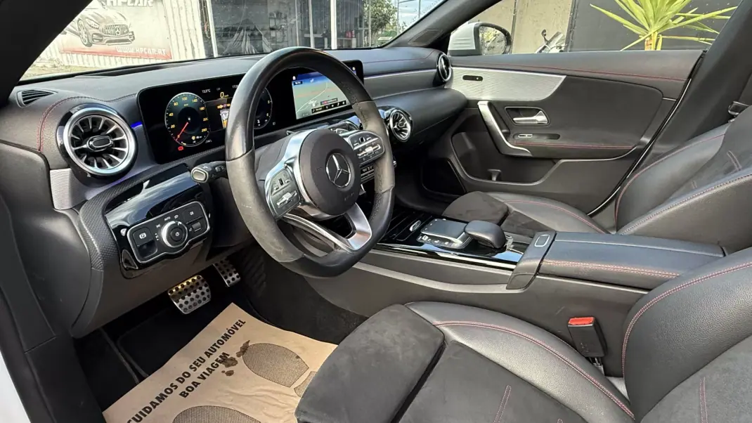Mercedes-Benz CLA 220 2020 - 31990 EUR, 149000 km - AUTO.MOTO.pt - 149000km - foto 28 de 37