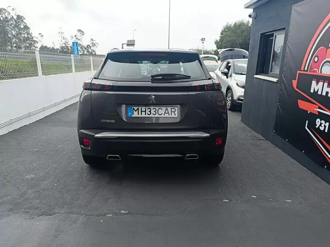 Peugeot 2008 2020 - 15900 EUR, 124990 km - AUTO.MOTO.pt - 124990km - foto 11 de 37