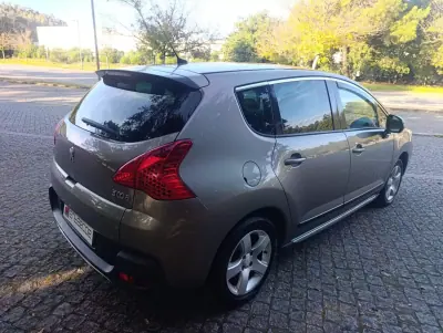 Peugeot 3008 2013 - 7950 EUR, 227000 km - foto 4 de 14