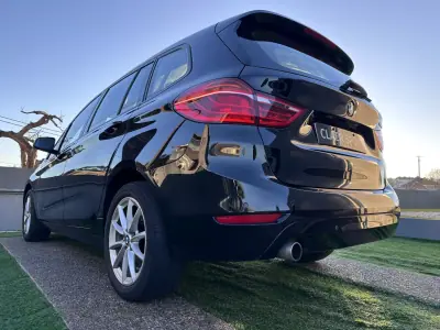 BMW 216 Gran Tourer 2015 - 13900 EUR, 145000 km - AUTO.MOTO.pt - 145000km - foto 14 de 53