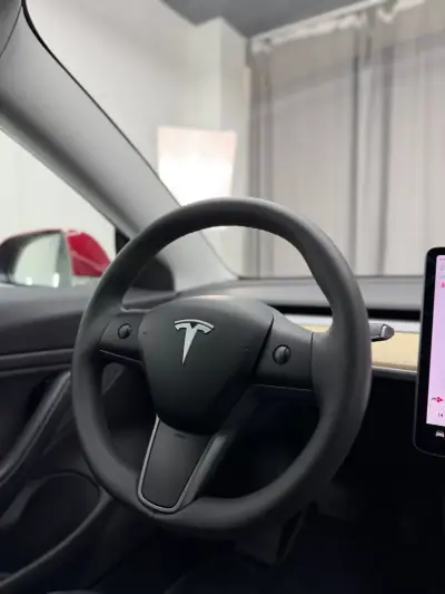 Tesla Model 3 2019 - 19250 EUR, 158000 km - AUTO.MOTO.pt - 158000km - foto 19 de 23