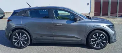 Renault Mégane E-Tech 2023 - 23490 EUR, 86000 km - 86000km - foto 4 de 20