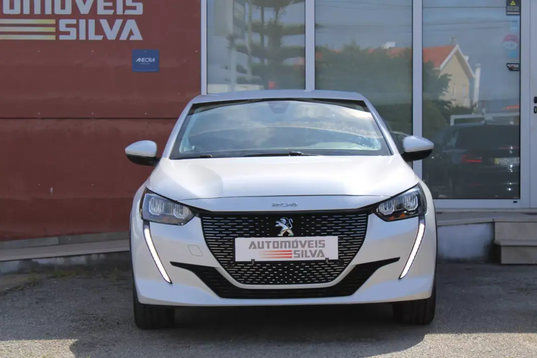 Peugeot e-208 2021 - 16490 EUR, 94000 km - AUTO.MOTO.pt - 94000km - foto 5 de 26
