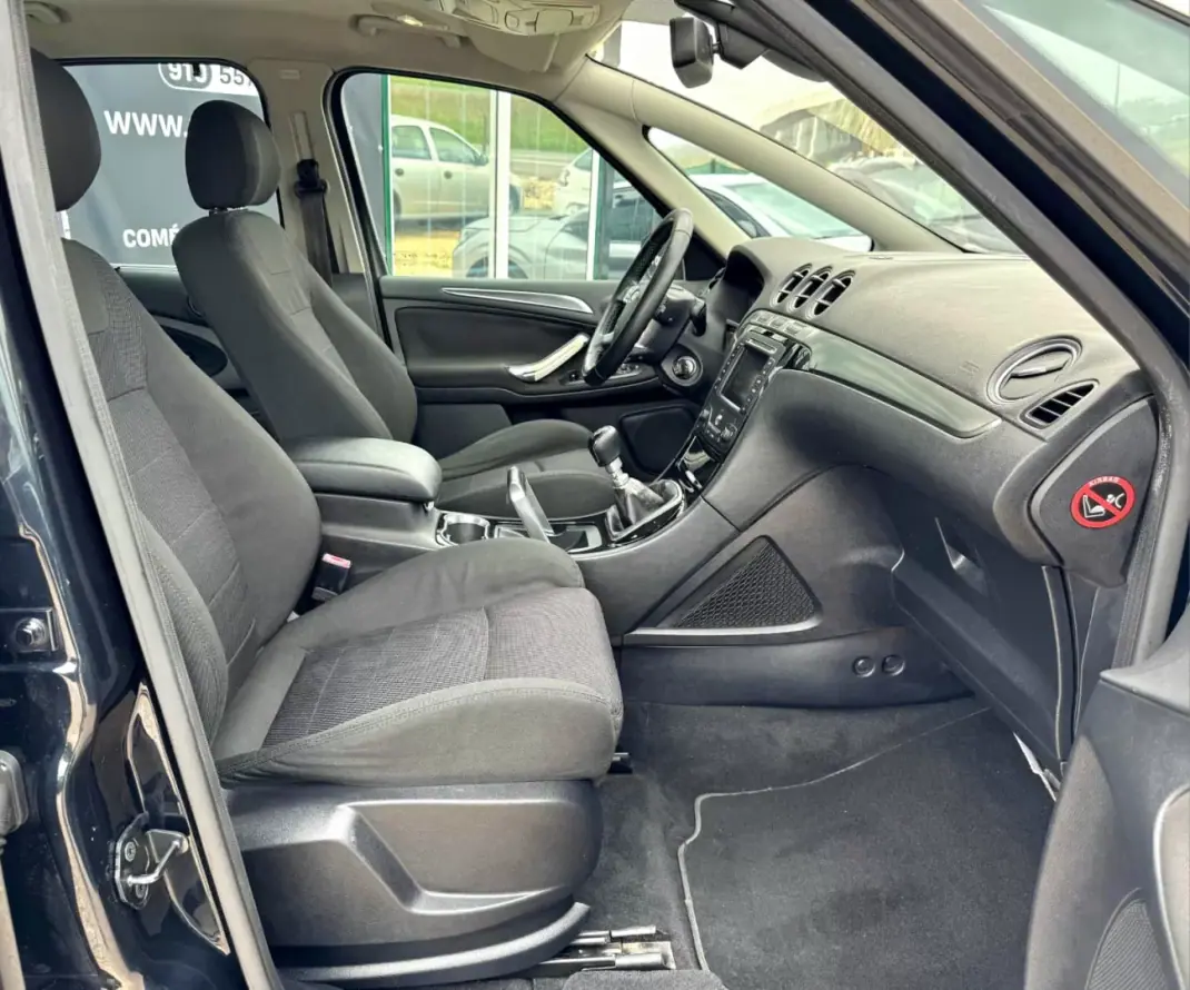 Ford S-Max 2012 - 9750 EUR, 246285 km - AUTO.MOTO.pt - 246285km - foto 13 de 17
