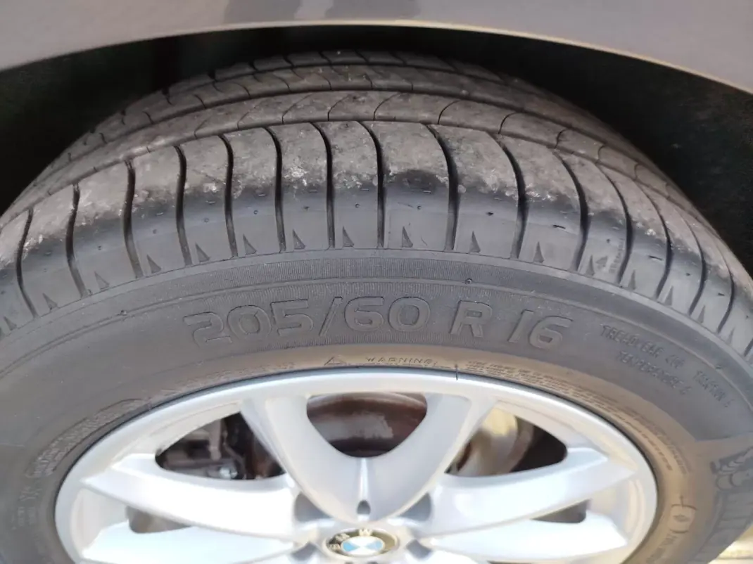 BMW 216 Active Tourer 2019 - 18950 EUR, 47250 km - AUTO.MOTO.pt - 47250km - foto 19 de 20