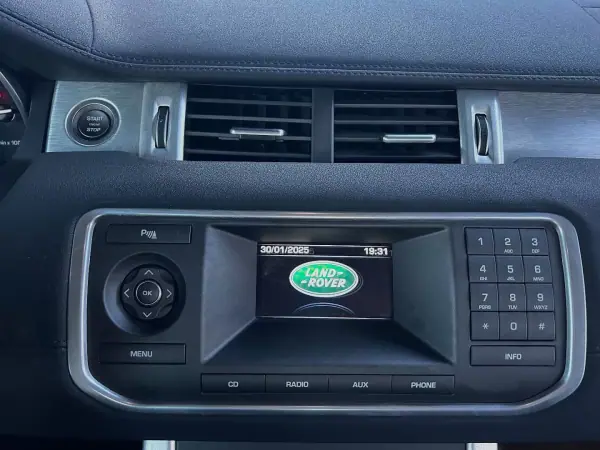 Land Rover Range Rover Evoque 2015 - 22490 EUR, 199000 km - AUTO.MOTO.pt - 199000km - foto 14 de 19