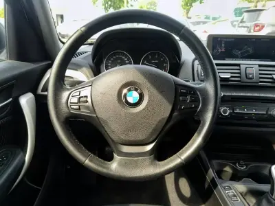 BMW 116 2014 - 10900 EUR, 241627 km - AUTO.MOTO.pt - 241627km - foto 16 de 32
